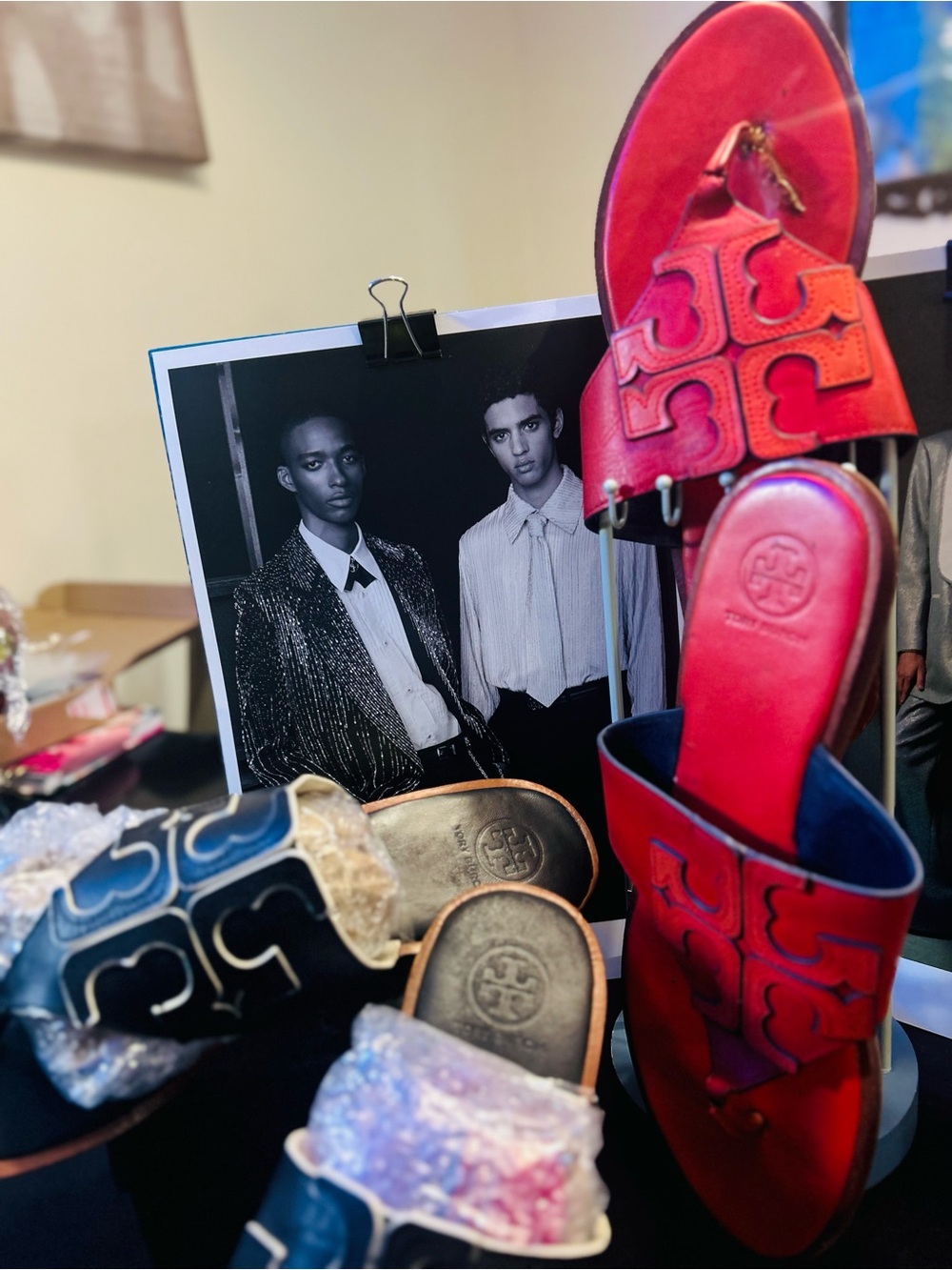 SALE•Tory Burch Red/Black Logo Slide Sandal Duo Bundle(Red/Orange Free w Flaw) - Picture 6 of 16